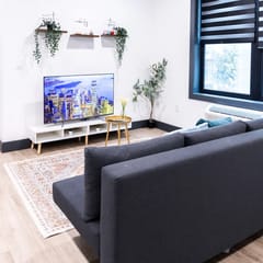 Spacious Apartment Near NYC with Free Indoor Parking