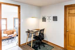 Charming 2BR Near NYC, MetLife & Hackensack Hosp.
