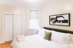 Cozy 1BR in WNY – Direct Bus to Times Square