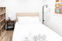 Cozy and convenient studio w/ 3 beds 10min frm NYC