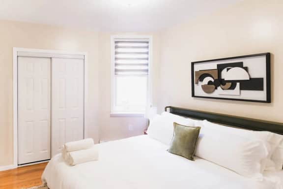 Cozy 1BR in WNY – Direct Bus to Times Square