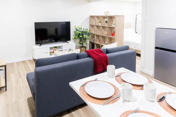 Cozy and convenient studio w/ 3 beds 10min frm NYC