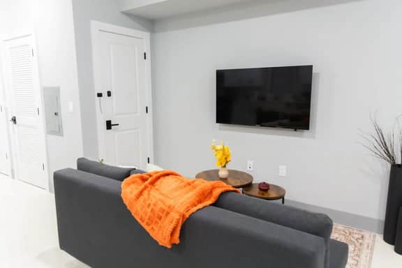 Easy Access to Times Square w/ Free Indoor Parking