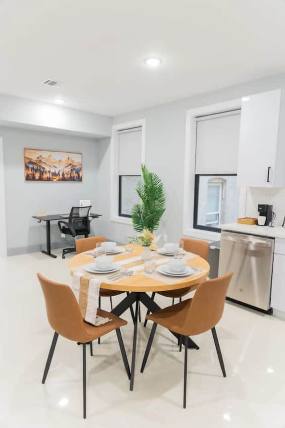 Easy Access to Times Square w/ Free Indoor Parking