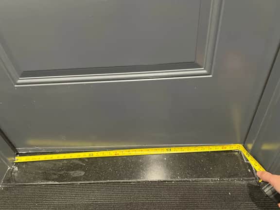 Luxurious and Spacious Apt w/Parking-20 min to NYC