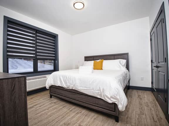 Prime Location|Free Parking|20 Min to Times Square